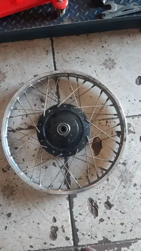 Roda dianteira honda biz 125