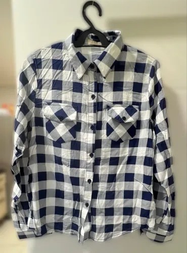 Camisa Xadrez Azul Marinho e Branca - Tamanho P - feminino