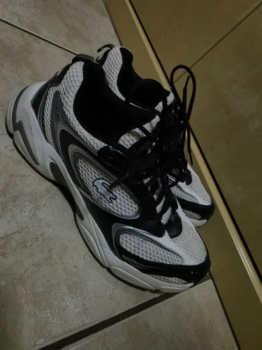 Tenis Lacoste Storm 96 2K.