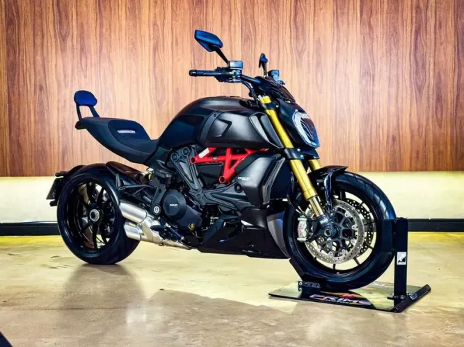Ducati Diavel 1260 S 2021