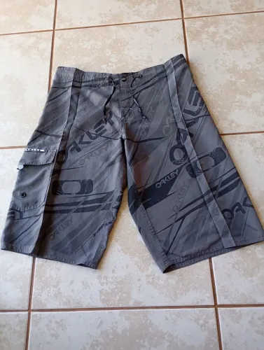 Bermuda masculina Oakley tamanho 40