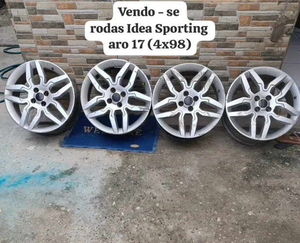 Vendo - se roda Idea Sporting aro 17 (4x98) troco por notebook  da atualidade 