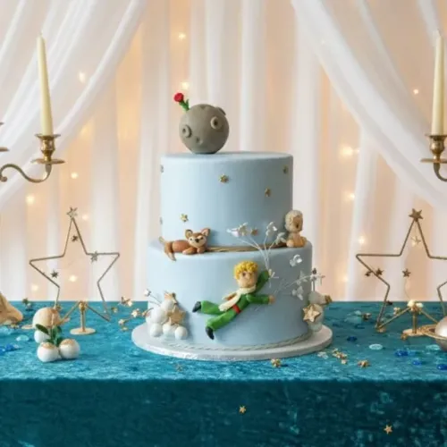 Bolo fake de aniversário o pequeno príncipe biscuit e eva cenográfico
