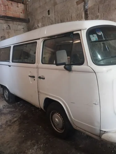 Volkswagen Kombi Standard/ Luxo/ Serie Prata 2004