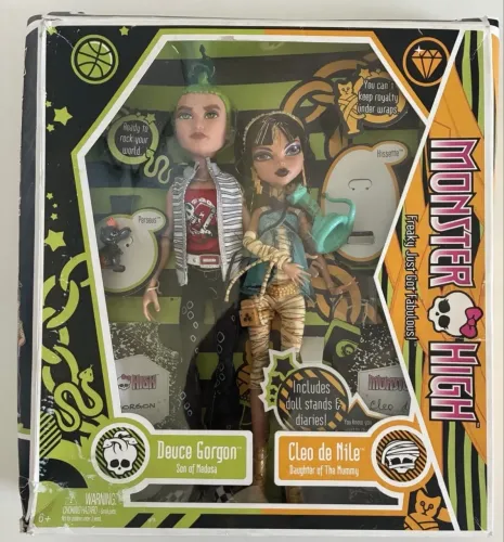 Monster high cleo wave 1 lacrada Reservada para Ana