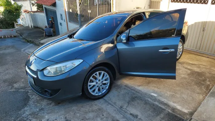 Renault Fluence Sed. Dynamique 2.0 16V Flex Mec. 2011