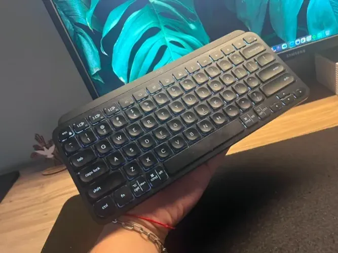 Teclado Logitech MX Keys Mini