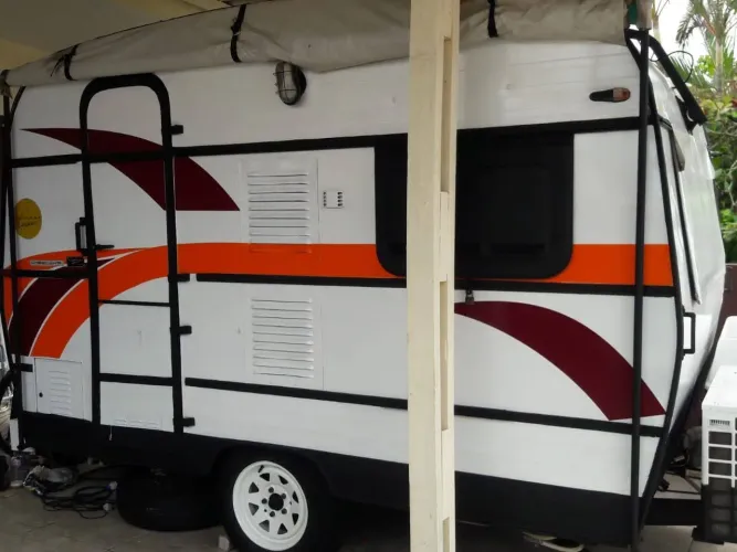 Trailer Karman Ghia 330 muito completo