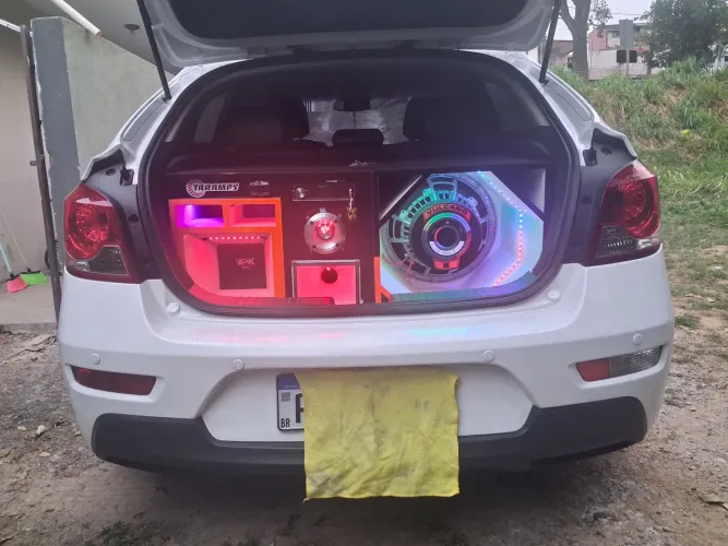 Som automotivo top completo e muito potente! Aceito trocas em algum de meu interesse