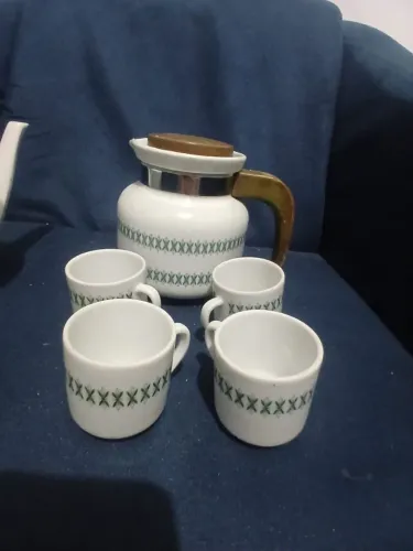 Antiguidades Conjunto de buled de porcelana e xícara vintage uma graça 