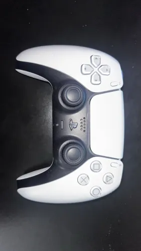 CONTROLE PS5 DUALSENSE ZERADO! EXCELENTE ESTADO! SEM NENHUMA MARCA! ?