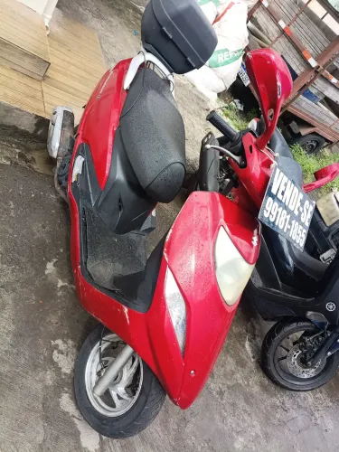 VENDO ou TROCO BURGMAN 2013