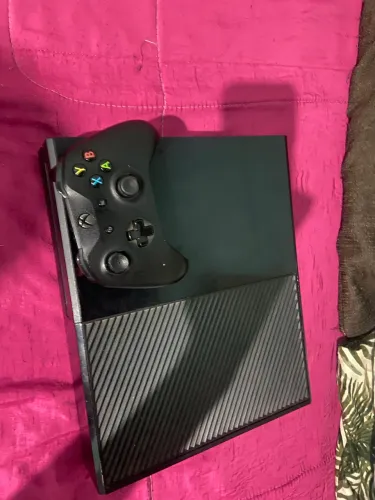 Vendo xbox one ou troco por ps4
