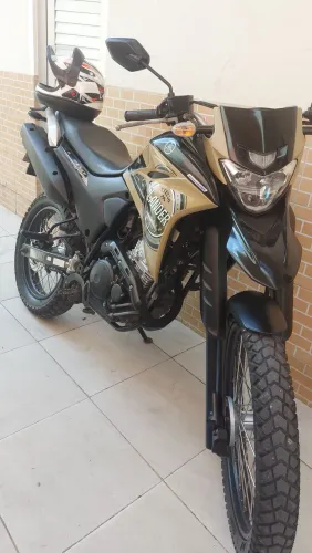 Lander 250 em perfeito estado