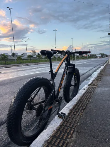 Bicicleta fat m1