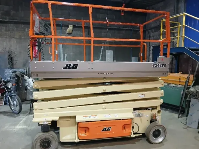 Plataforma Elevatória Tesoura JLG