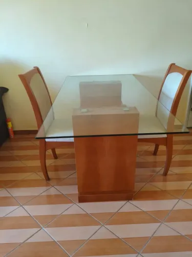 Conjunto Mesa de Jantar Heitor Móveis 6 Lugares - 1.58m Madeira Maciça + Vidro