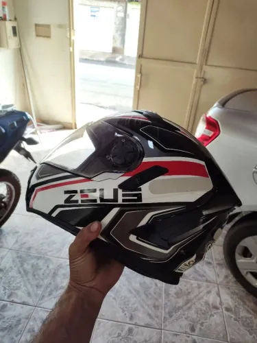 CAPACETE ZEUS HELMET