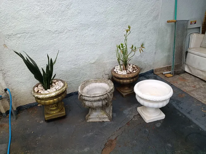Forma para fazer vasos de cimento