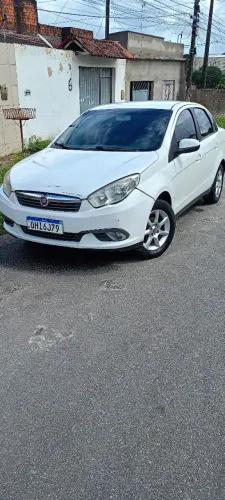 Fiat Grand Siena Attrac. 1.4 EVO F.flex 8V 2014