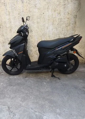 Neo 125 toda em dias