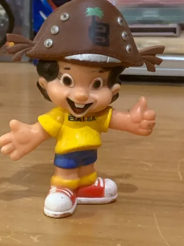 Boneco Casas Bahia 