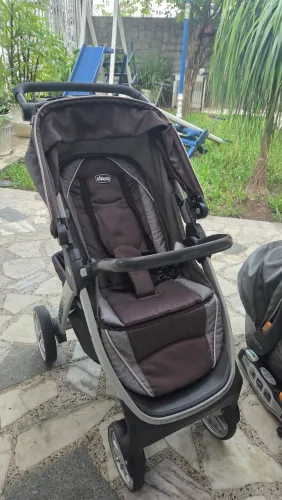 Carrinho de bebê travel system chicco bravo