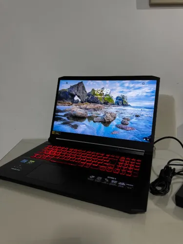 Notebook Acer Nitro 5 Core i5 24GB RAM GeForce RTX1650 4GB VRAM 512GB SSD