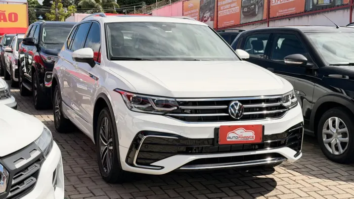 Volkswagen Tiguan Allspac R-line 300 TSI 2.0 2025