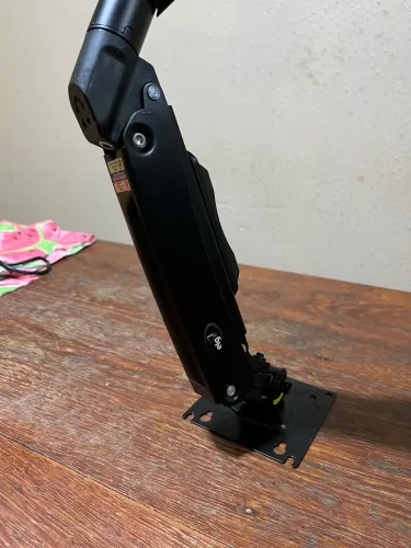 Suporte articulado c/ pistão a gás