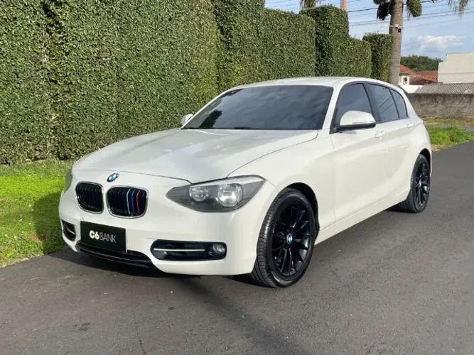BMW 118IA / Urban/sport 1.6 TB 16V 170cv 5P 2014