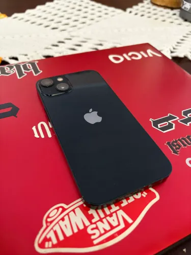 iPhone 13 (256 gb)