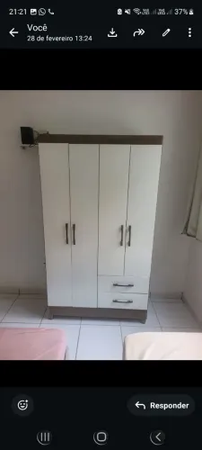 Guarda roupas de criança