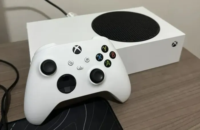 Xbox Series S 512GB Completo - 2 Controles e Carregador