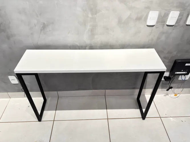 Aparador Branco 120cm x 30 cm