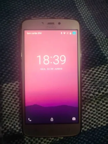 Moto C 