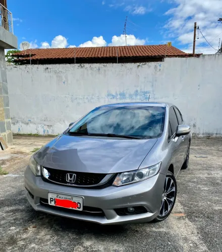 Honda Civic Sedan LXR 2.0 Flexone 16V Aut. 4P 2016