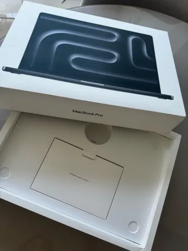 Caixa Mac book