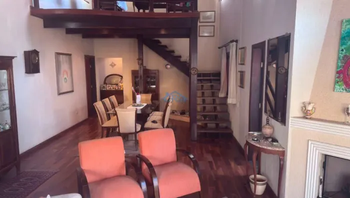 Casa à venda em Jandira, Nova Higienópolis, com 4 quartos, com 240 m², Condomínio Nova Hig