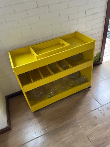 Bar aparador compacto 