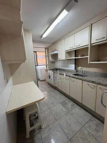 Apartamento com 2 dormitórios para alugar, 74 m² por R$ 4.010,00/mês - Centro - Londrina/P