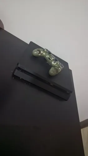 Playstation 4 Slim