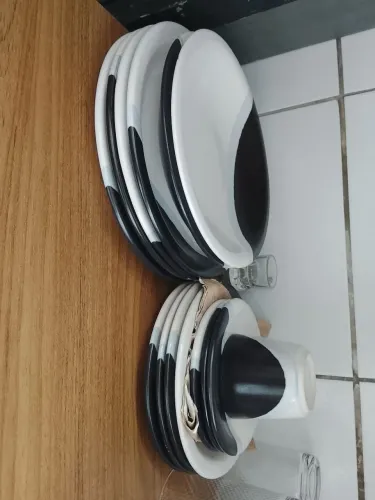Vendo tudo de casa por motivo de viaje