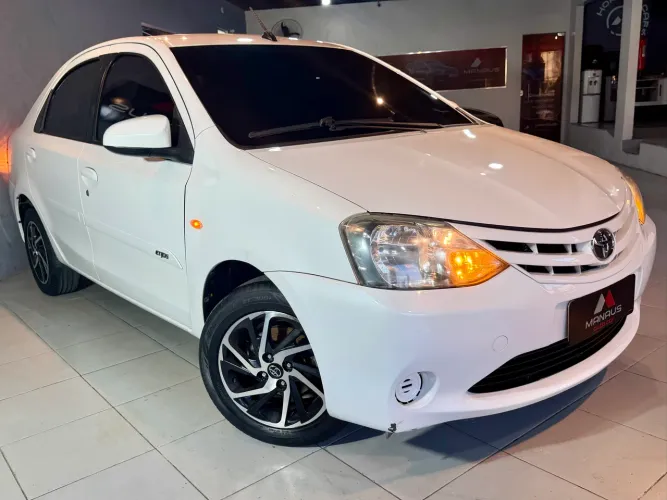 Toyota Etios XS Sedan 1.5 Flex 16V 4P Aut. 2017