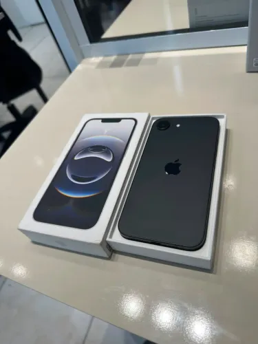 iPhone 16E - 128Gb Na Caixa