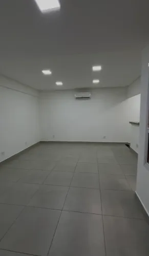 Sala Comercial para aluguel com 37 metros quadrados em Boqueirão - Praia Grande - SP