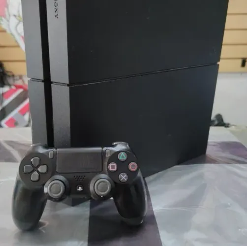 Play 4 usado ótimo estado apenas venda