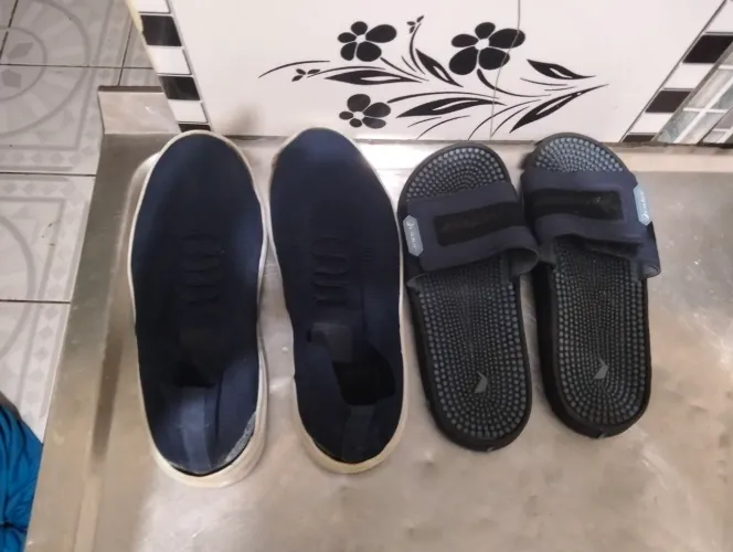 Sapatos femininas e masculino