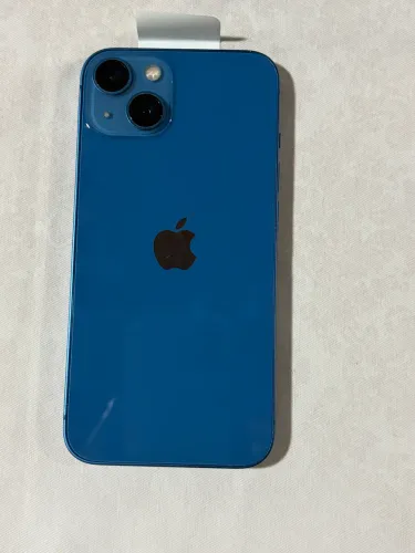 Vendo iPhone 13 novíssimo.