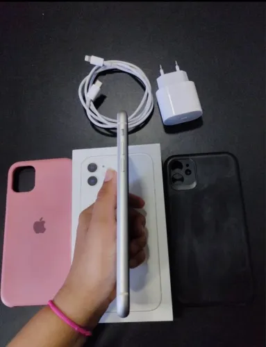 iPhone 11,128Gb